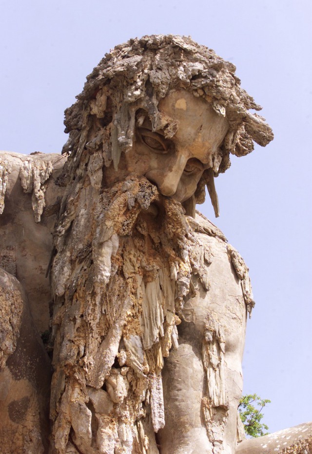 The Appennine Colossus in Tuscany, Italy – Barnorama