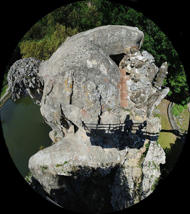 The Appennine Colossus in Tuscany, Italy – Barnorama