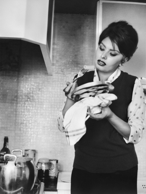 Beautiful Woman Sophia Loren - Barnorama-7315