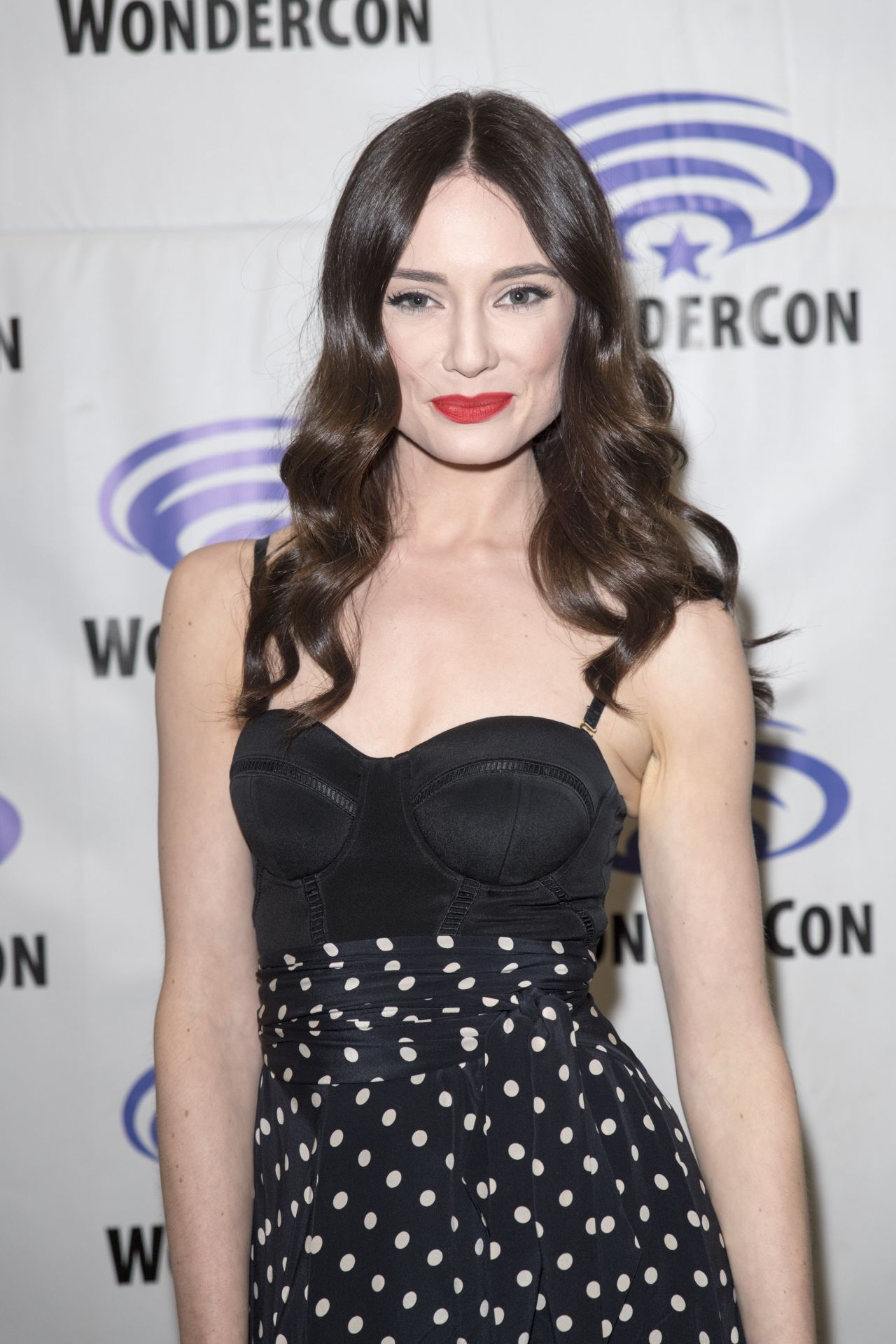 A collection of sexiest Mallory Jansen pictures that will make... 