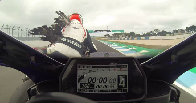 Motorcycle Racer Gets Clobbered by a Flying Goose – Barnorama
