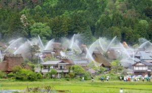 Picture of Sprinklers Turn Japanese Village Into A Giant Fountain – Barnorama