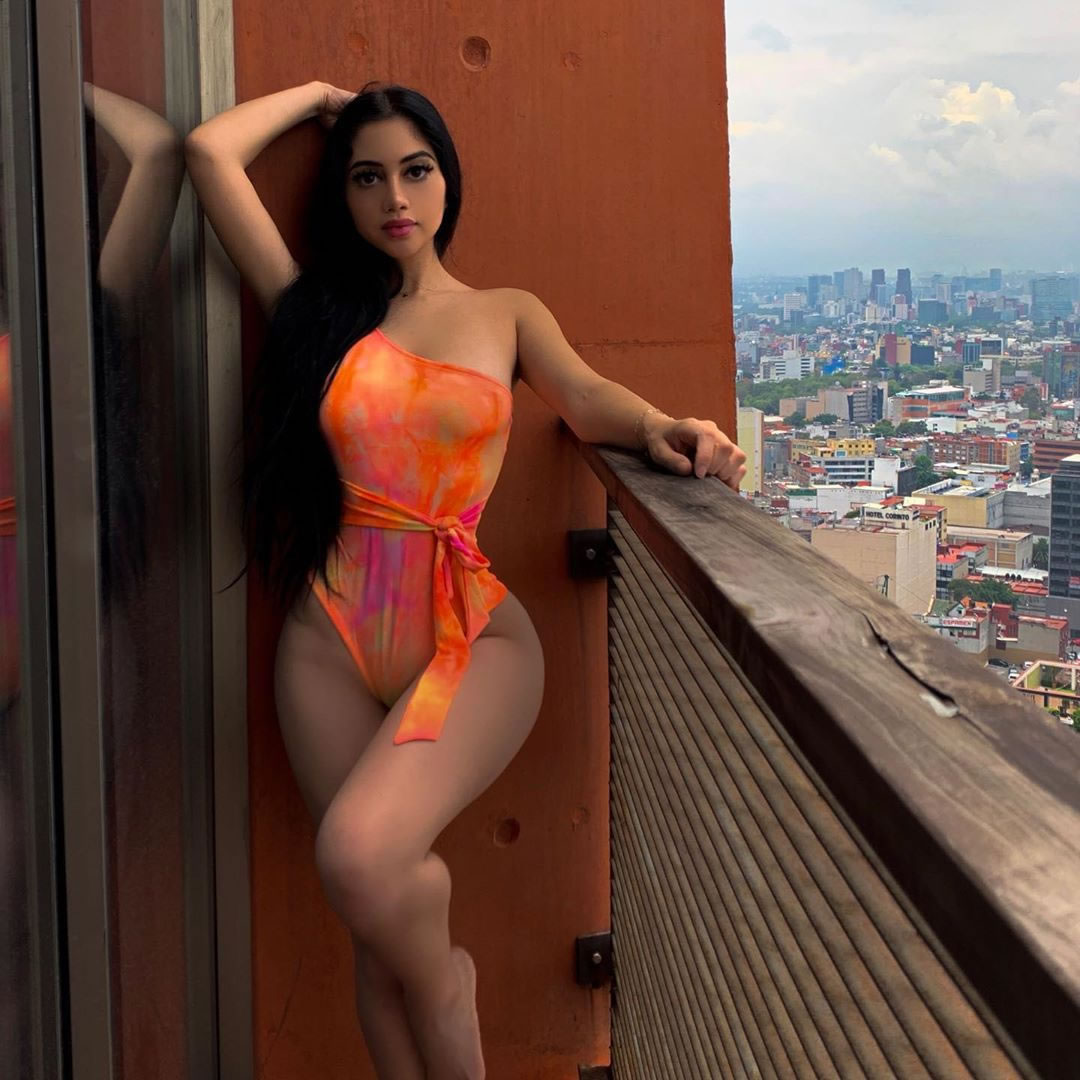 Sexy Insta Model Jailyne Ojeda Ochoa Pics.