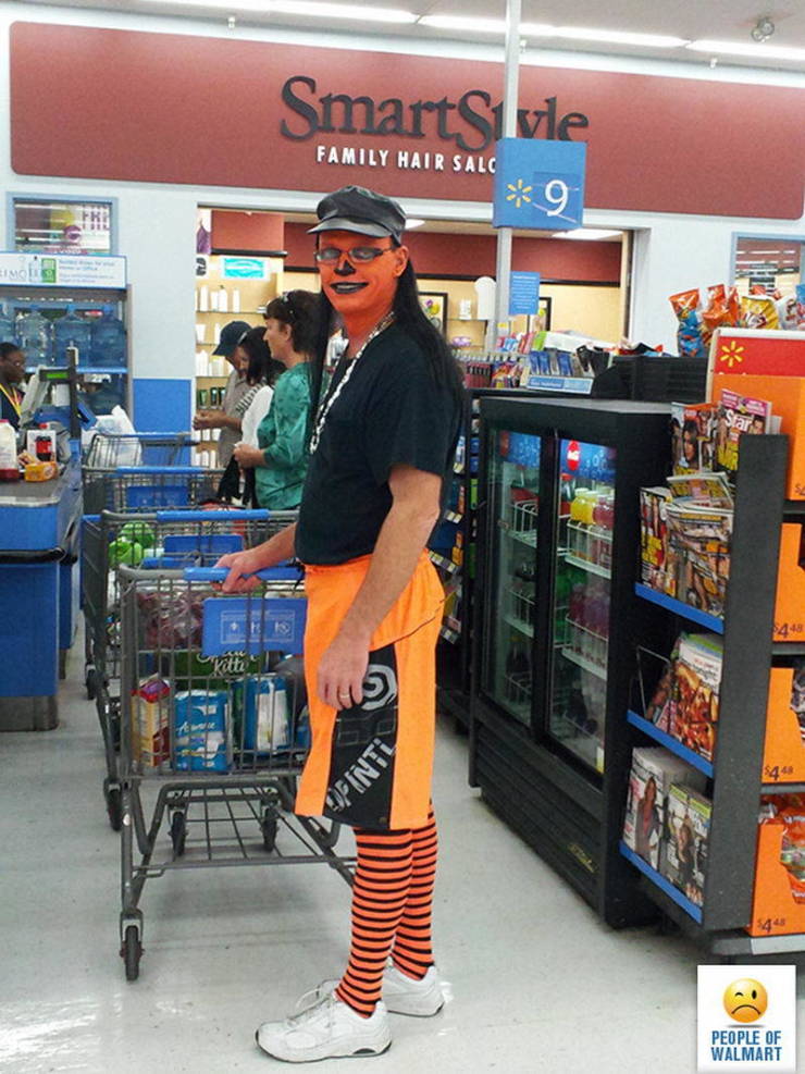 40+ Photos Prove That Walmart Is A Crazy, Crazy Place - Barnorama