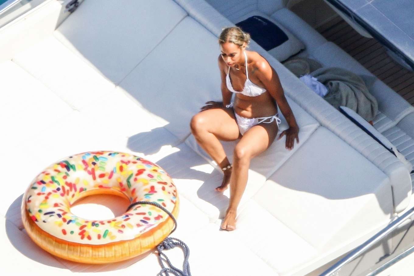 Hot Leona Lewis In A White Bikini In Capri.