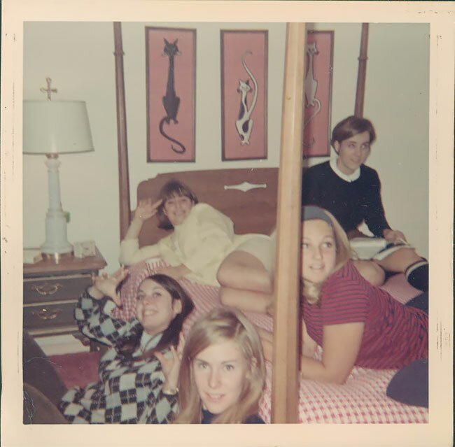 25 Rare And Cool Polaroid Prints Of Teen Girls In The