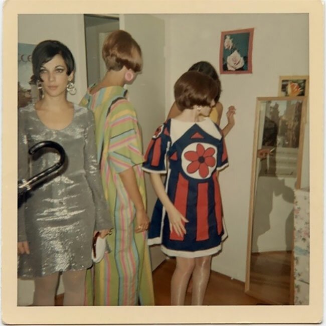 25 Rare And Cool Polaroid Prints Of Teen Girls In The 1970s Barnorama