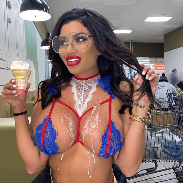 20 Sexy Boobs And Ice Cream 72