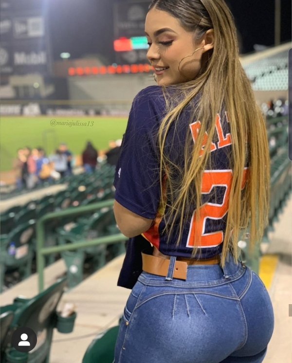 37 Hot And Sexy Fans 7