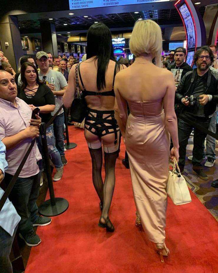 38 Hot Photos From AVN Adult Entertainment Expo 2020 292