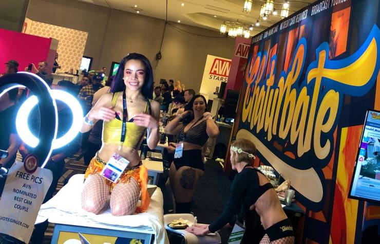 38 Hot Photos From AVN Adult Entertainment Expo 2020 163
