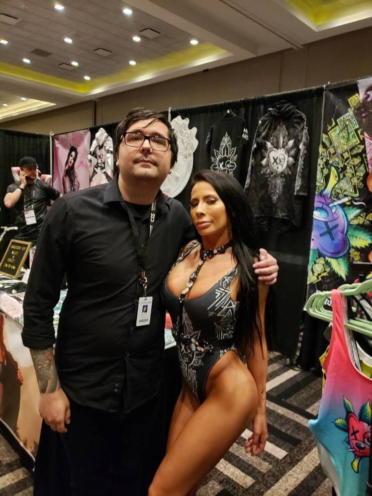 38 Hot Photos From AVN Adult Entertainment Expo 2020 274