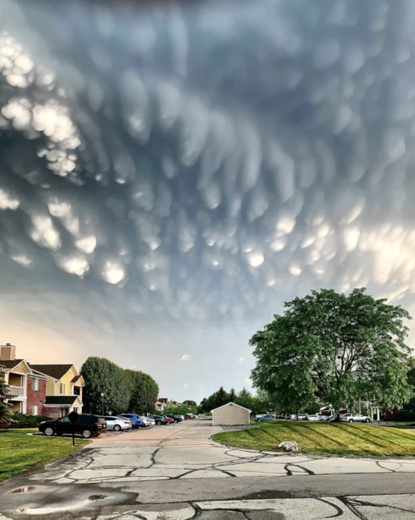 28 Incredible Weather Events Including Supercells And Mammatus Clouds ...
