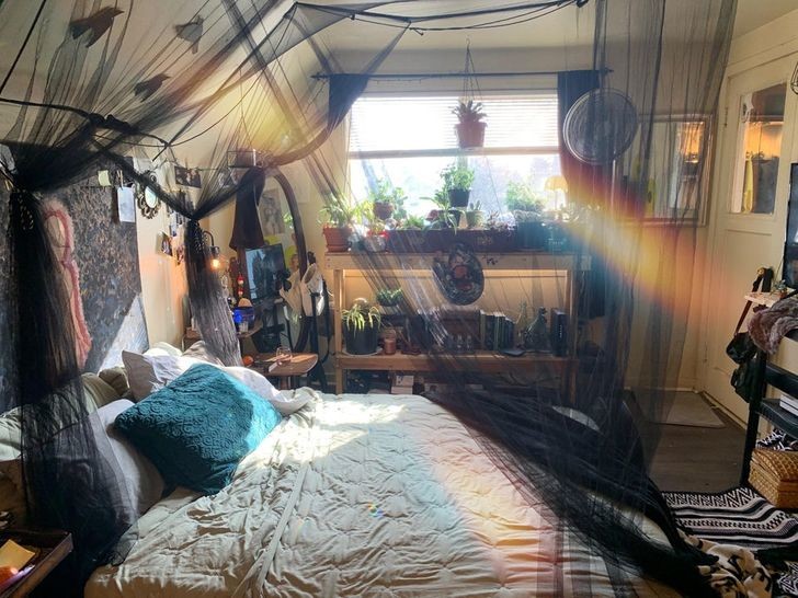 20 Oddball Designs Making Homes Hilariously Weird – Barnorama
