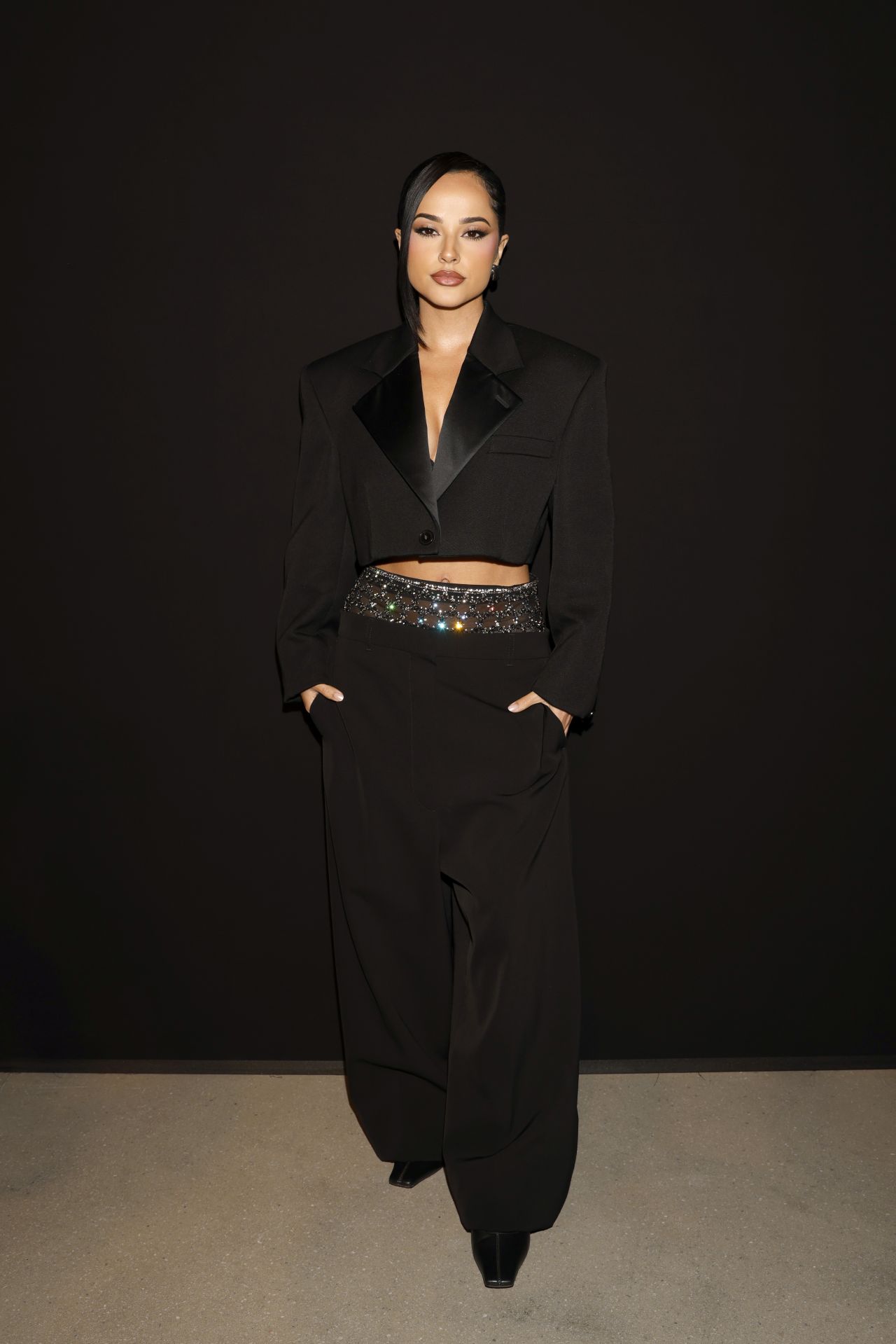 When Becky G Cut The Blazer And Won The Front Row – Barnorama
