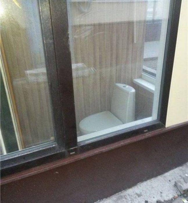 28 Buildings So Badly Designed They Deserve Their Own Reality Show ...