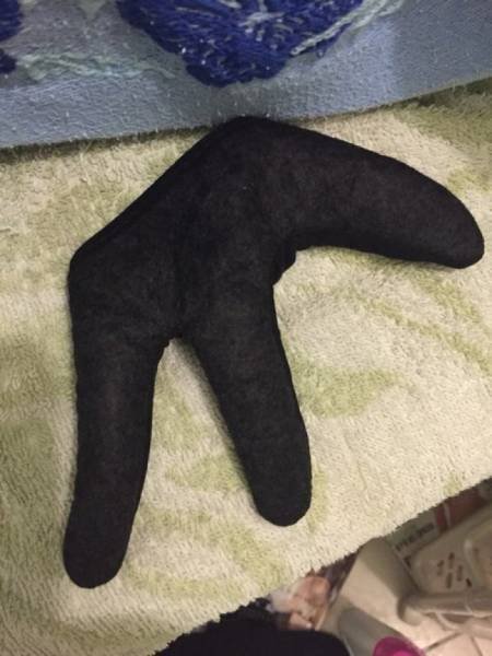 A heat-resistant glove
