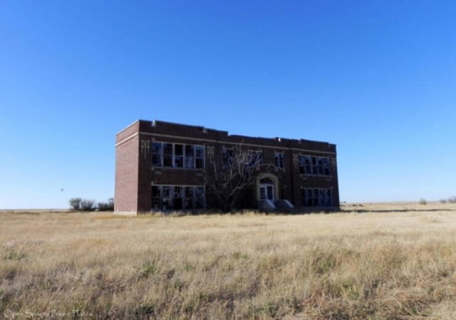 Abandoned school on the Montana prairie