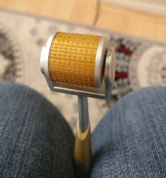 A spiked roller that looks like a torture device